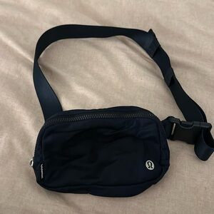 LuluLemon Belt Bag - Navy